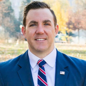 Meet your Posher, Adam